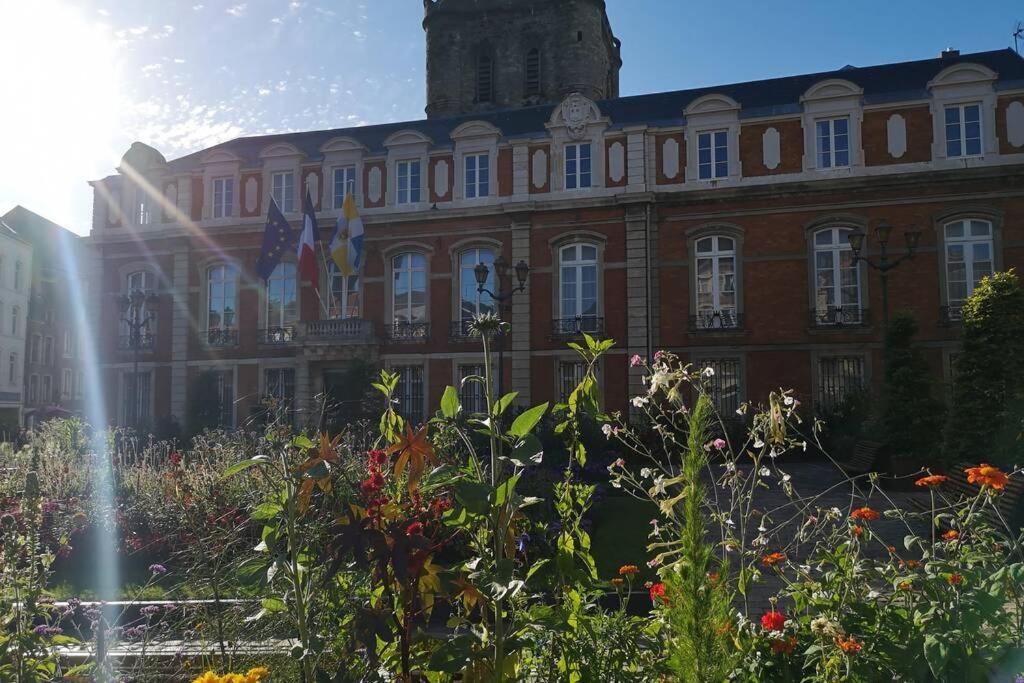 Appartement Au Coeur Des Remparts Boulogne-sur-Mer Buitenkant foto